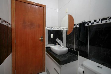 Casa à venda com 372m², 4 quartos e 4 vagasBanheiro