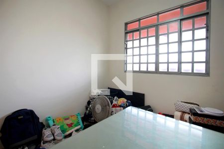 Casa à venda com 372m², 4 quartos e 4 vagasQuarto 4