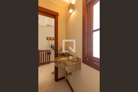 Lavabo de casa de condomínio à venda com 3 quartos, 219m² em Tristeza, Porto Alegre