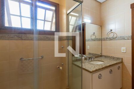 Casa de condomínio à venda com 219m², 3 quartos e 2 vagasBanheiro Social