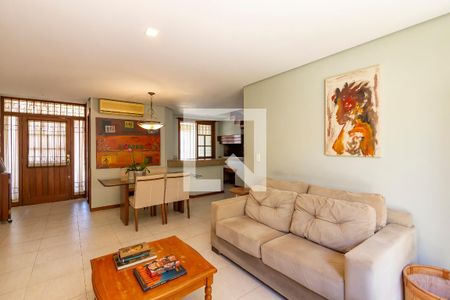 Sala de casa de condomínio à venda com 3 quartos, 219m² em Tristeza, Porto Alegre