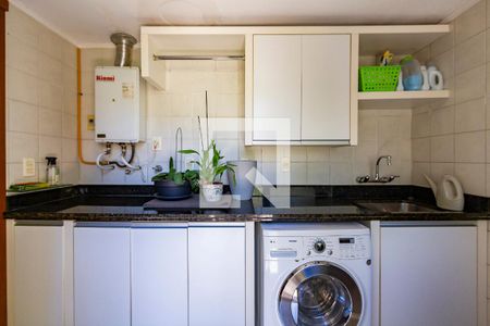 Casa de condomínio à venda com 219m², 3 quartos e 2 vagasÁrea de Serviço