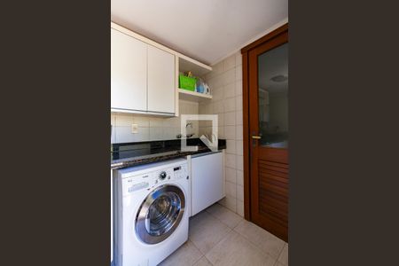 Casa de condomínio à venda com 219m², 3 quartos e 2 vagasÁrea de Serviço