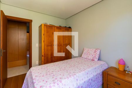 Casa de condomínio à venda com 219m², 3 quartos e 2 vagasQuarto 1