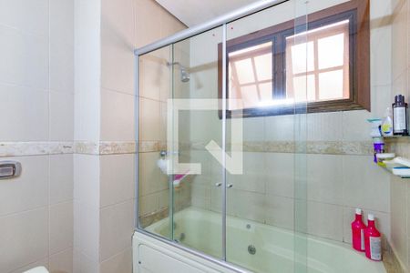 Casa de condomínio à venda com 219m², 3 quartos e 2 vagasBanheiro da Suíte