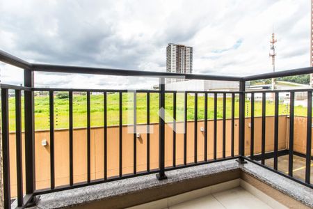 Apartamento para alugar com 73m², 3 quartos e 1 vagaVaranda