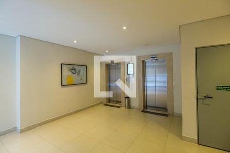 Apartamento para alugar com 73m², 3 quartos e 1 vagaHall social