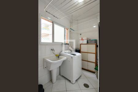 Apartamento para alugar com 145m², 3 quartos e 1 vagaÁrea de Serviço