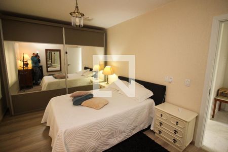 Casa à venda com 230m², 4 quartos e 4 vagas Casa à venda com 230m², 4 quartos e 4 vagasQuarto 1