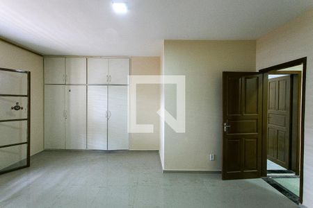 Casa à venda com 240m², 3 quartos e 2 vagasQuarto 1