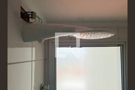 Banheiro de apartamento à venda com 2 quartos, 49m² em Vila Basileia, São Paulo
