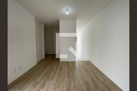 Sala de apartamento para alugar com 2 quartos, 44m² em Parque Ipe, São Paulo