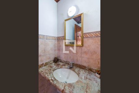 Casa para alugar com 106m², 2 quartos e 1 vagaLavabo