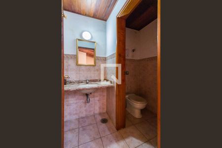 Casa para alugar com 106m², 2 quartos e 1 vagaLavabo