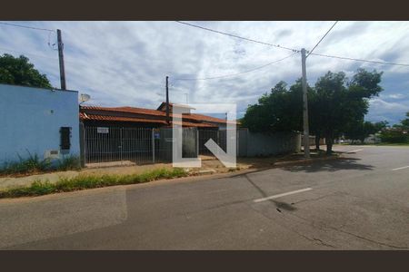 Casa para alugar com 80m², 2 quartos e 1 vagaFachada