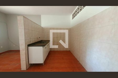 Casa para alugar com 80m², 2 quartos e 1 vagaCozinha