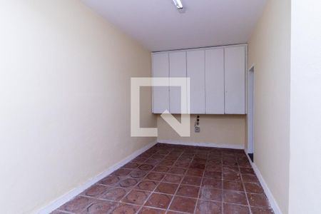 Casa à venda com 170m², 3 quartos e 1 vagaGaragem