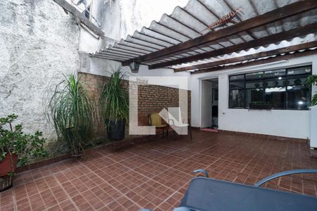 Casa à venda com 600m², 2 quartos e 1 vagaÁrea externa