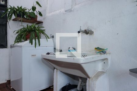 Casa à venda com 600m², 2 quartos e 1 vagaÁrea de Serviço