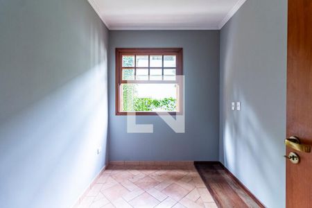 Casa para alugar com 428m², 4 quartos e 6 vagas Casa para alugar com 428m², 4 quartos e 6 vagasEscritório 2