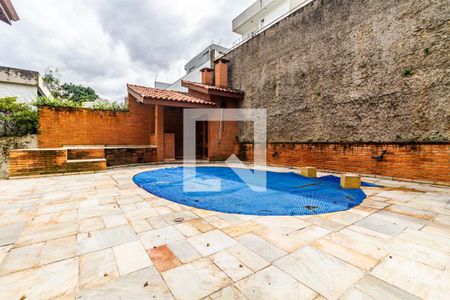 Casa para alugar com 428m², 4 quartos e 6 vagas Casa para alugar com 428m², 4 quartos e 6 vagasPiscina