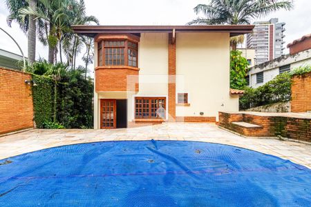 Casa para alugar com 428m², 4 quartos e 6 vagas Casa para alugar com 428m², 4 quartos e 6 vagasPiscina