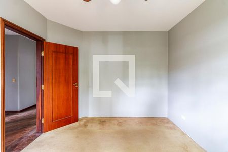 Casa para alugar com 428m², 4 quartos e 6 vagas Casa para alugar com 428m², 4 quartos e 6 vagasQuarto 1