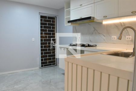Casa para alugar com 180m², 3 quartos e 2 vagas Casa para alugar com 180m², 3 quartos e 2 vagasCozinha