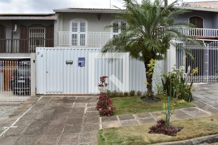 Casa para alugar com 180m², 3 quartos e 2 vagas Casa para alugar com 180m², 3 quartos e 2 vagasFachada