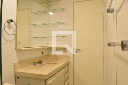 Casa para alugar com 180m², 3 quartos e 2 vagas Casa para alugar com 180m², 3 quartos e 2 vagasBanheiro 2
