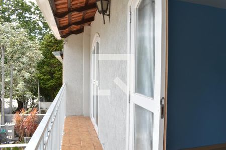 Casa para alugar com 180m², 3 quartos e 2 vagas Casa para alugar com 180m², 3 quartos e 2 vagasSacada