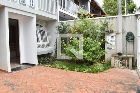 Casa para alugar com 180m², 3 quartos e 2 vagas Casa para alugar com 180m², 3 quartos e 2 vagasQuintal