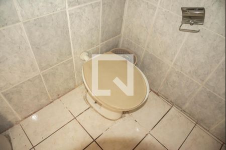 Casa à venda com 142m², 3 quartos e 1 vagaPiso inferior - Salão