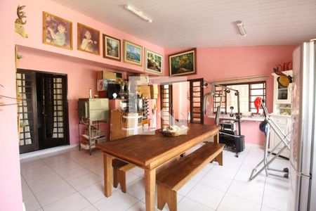 Casa de condomínio à venda com 208m², 4 quartos e 2 vagasTerraço