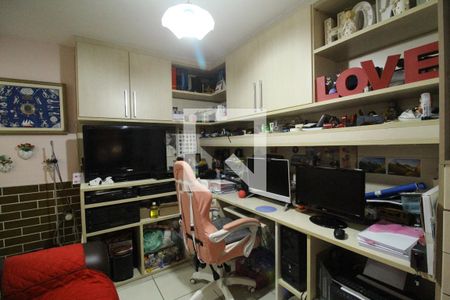 Casa de condomínio à venda com 208m², 4 quartos e 2 vagasQuarto 