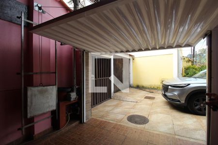 Casa de condomínio à venda com 208m², 4 quartos e 2 vagasGaragem