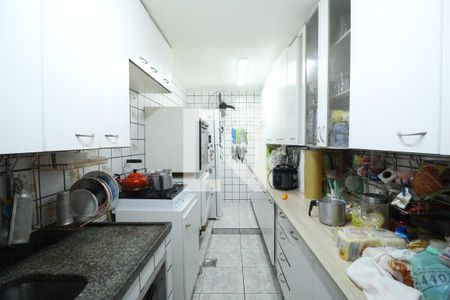 Casa de condomínio à venda com 208m², 4 quartos e 2 vagasCozinha