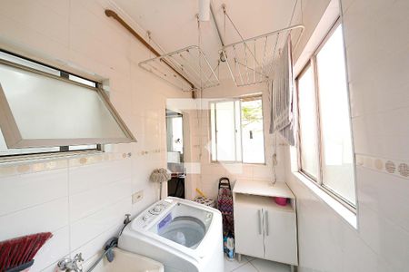 Apartamento à venda com 71m², 3 quartos e 1 vaga Apartamento à venda com 71m², 3 quartos e 1 vagaÁrea de Serviço