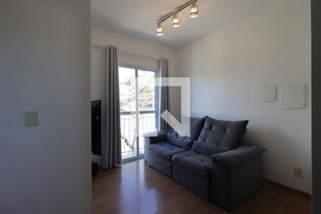 Sala de apartamento à venda com 2 quartos, 72m² em Parque das Nações, Santo André