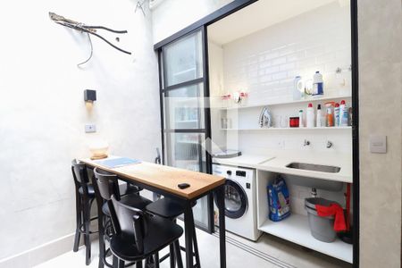 Casa à venda com 104m², 2 quartos e 1 vaga Casa à venda com 104m², 2 quartos e 1 vagaÁrea de serviço