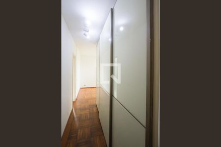 Apartamento à venda com 89m², 2 quartos e 2 vagasCloset Suíte 2