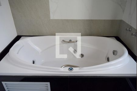 Apartamento à venda com 165m², 2 quartos e 2 vagasBanheiro Suíte 1