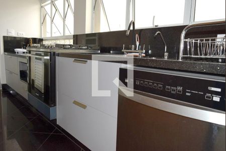 Apartamento à venda com 165m², 2 quartos e 2 vagasCozinha