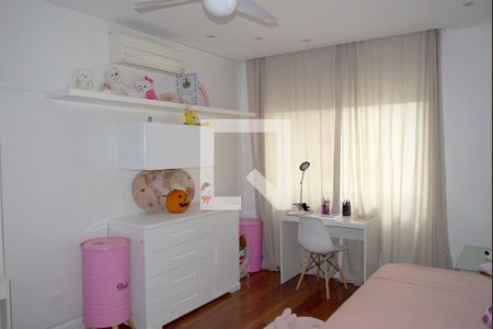 Apartamento à venda com 165m², 2 quartos e 2 vagasSuíte 2