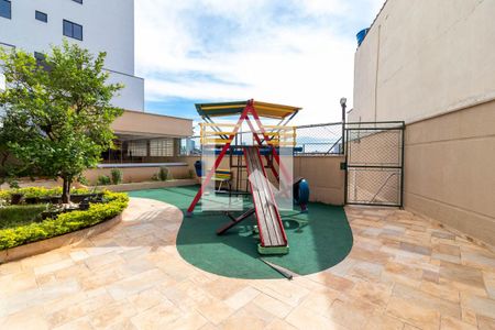 Apartamento à venda com 82m², 3 quartos e 2 vagasÁrea comum - Playground