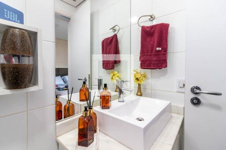 Apartamento à venda com 82m², 3 quartos e 2 vagasBanheiro da Suíte