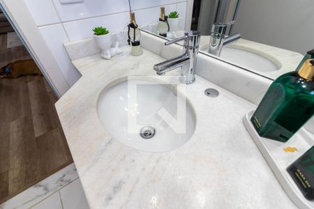 Apartamento à venda com 82m², 3 quartos e 2 vagasBanheiro 2