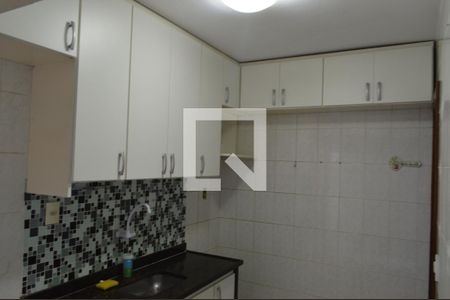 Casa de condomínio à venda com 56m², 2 quartos e 2 vagasCozinha
