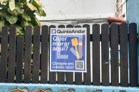 Casa de condomínio à venda com 56m², 2 quartos e 2 vagasPlaca