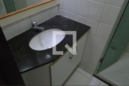 Casa de condomínio à venda com 56m², 2 quartos e 2 vagasBanheiro
